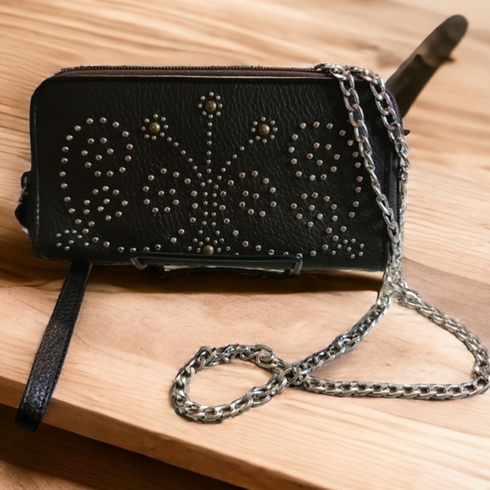 BRIGHTON Studded Leather Brown Crossbody Wallet in EUC